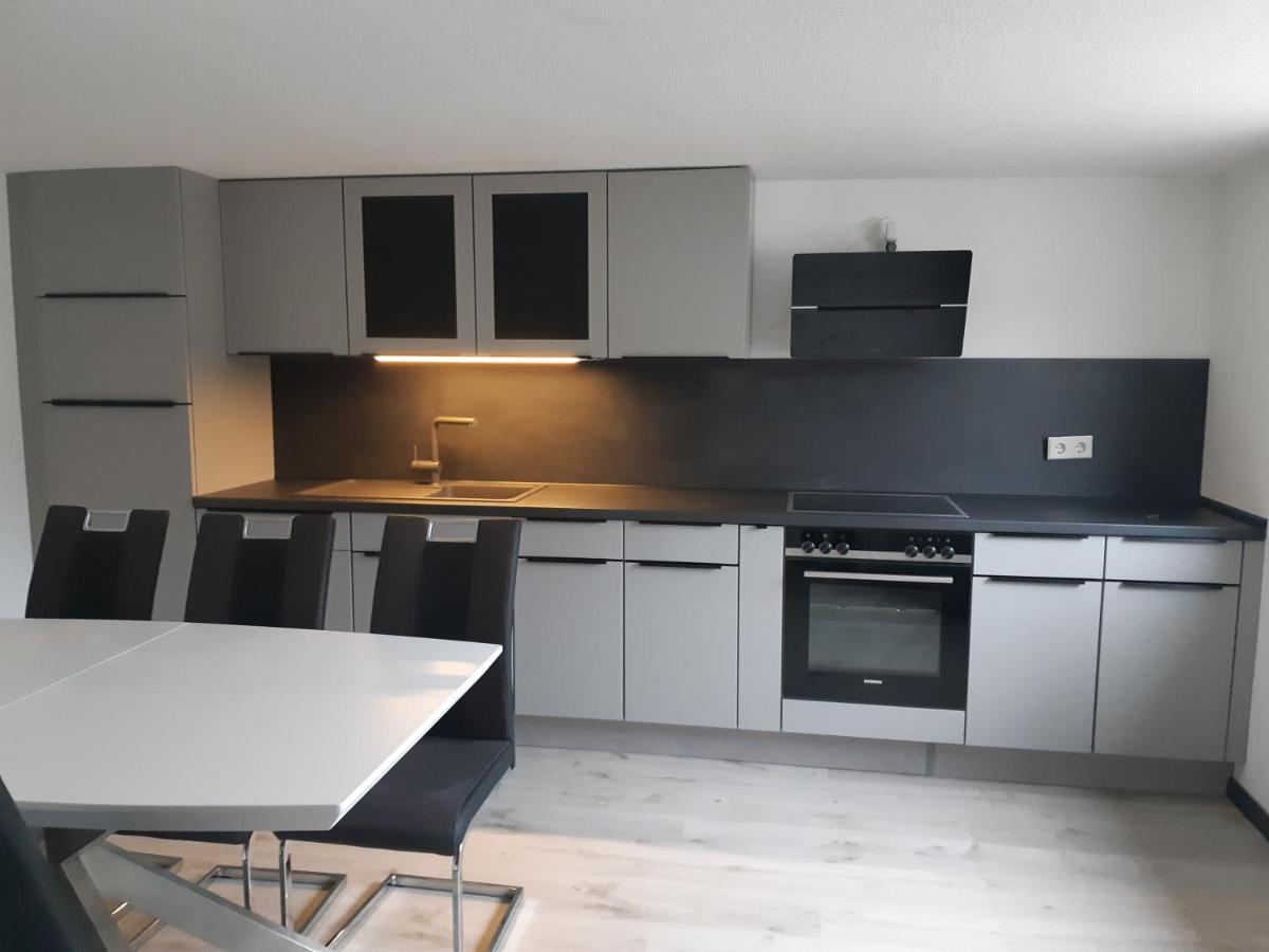 Familyhome Lopora Medebach Eksteriør billede